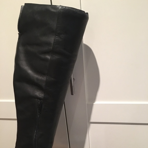 Tristan Leather Over the Knee Boots - Picture 2 of 13